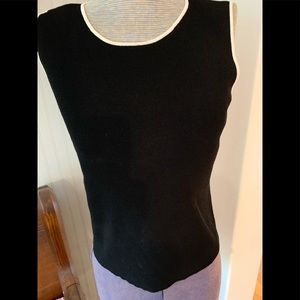 Liz Claiborne size M black knit shell